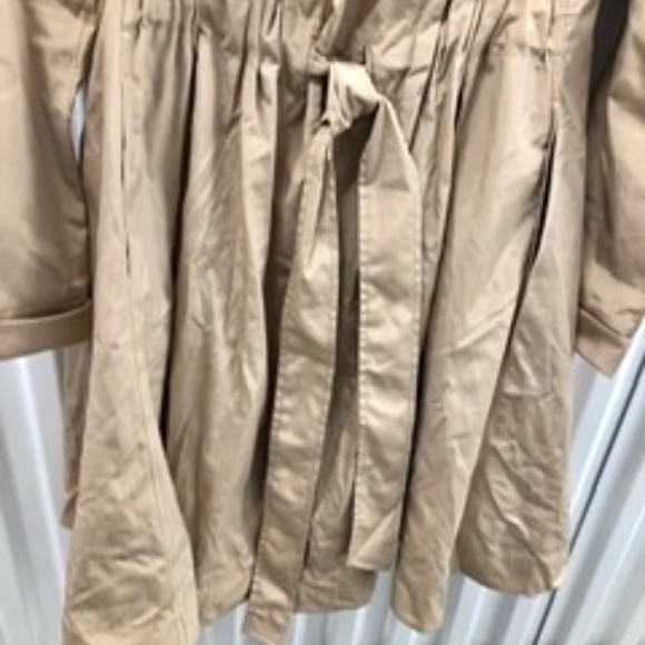 Designer Feminine Trench Coat, S, New - Picture 3 of 8